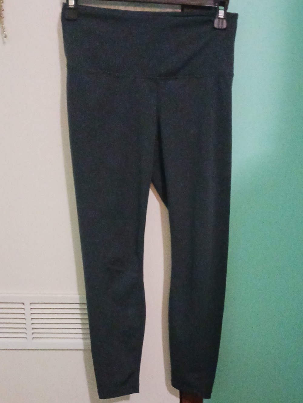Yogalicious Dark Charcoal High-Waist Leggings